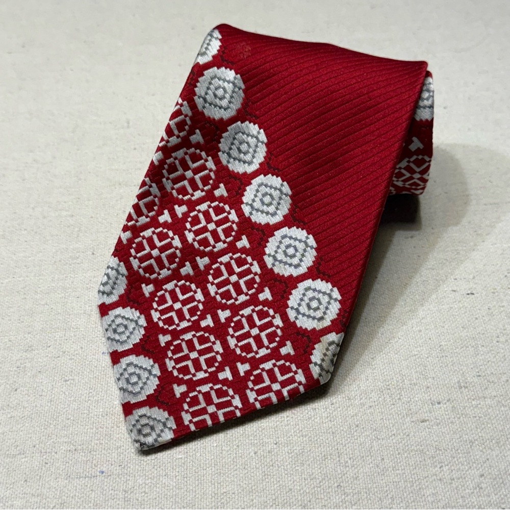The Big Store - Elegant Red & Gray Men's Tie
